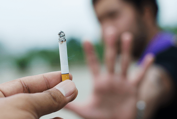 Natural Heartburn Remedies - Avoid Smoking