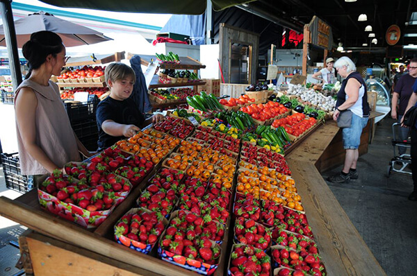 Eating Seasonally Builds Community and connection