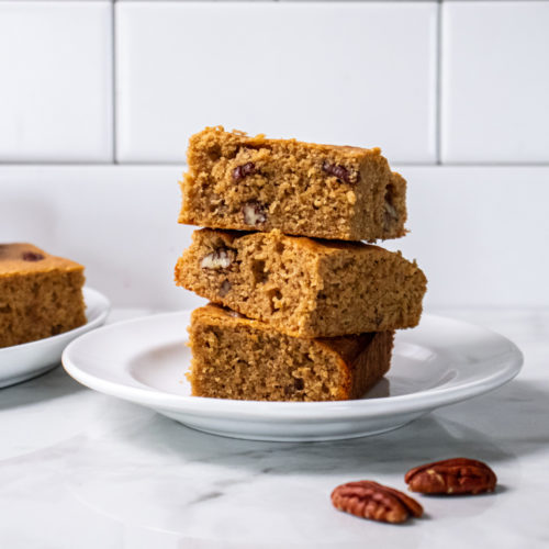 Maple-Cinnamon Pecan Blondies